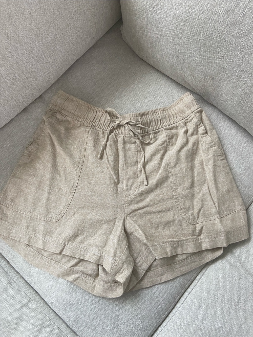 GAP Beige Khaki Drawstring Premium Linen Women’s Shorts